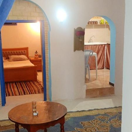 Comfortable Apartment Near Central Tunis With Terrace Bagian luar foto