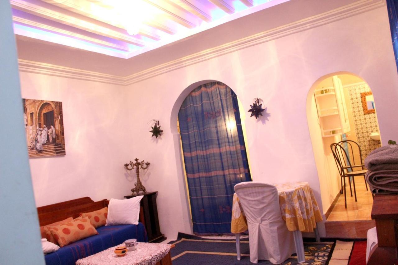 Comfortable Apartment Near Central Tunis With Terrace Bagian luar foto